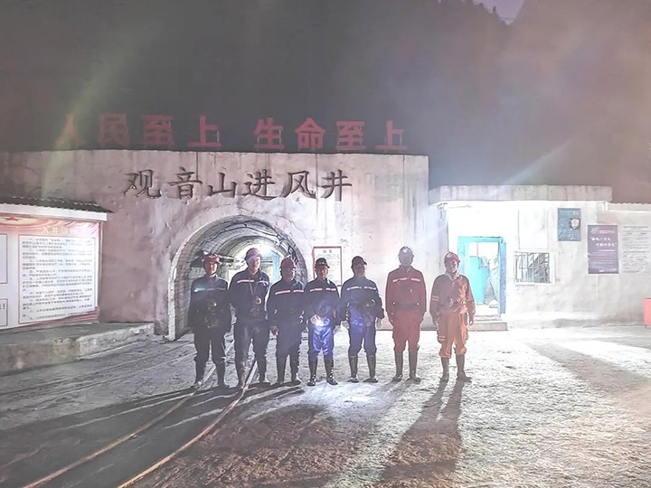 云煤（NG体育）集团党委委员、副总经理施从伟到威信煤炭公司检查安全生产工作