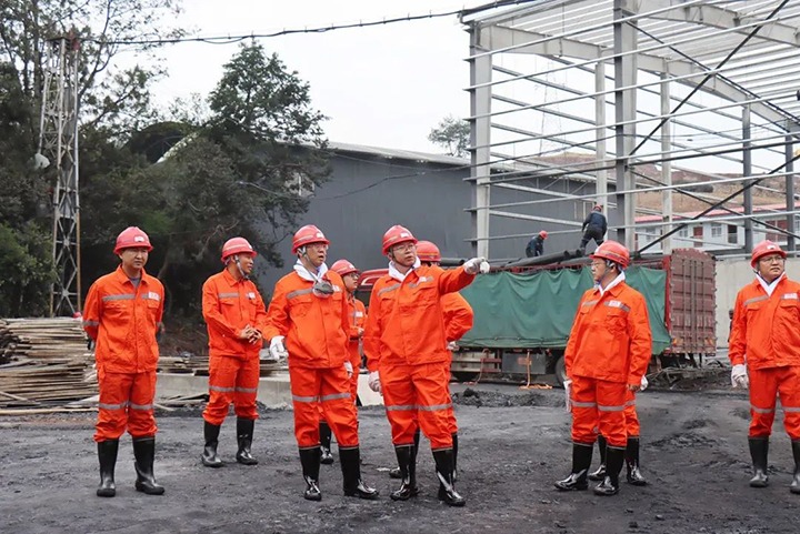 【主题教育】云煤（NG体育）集团党委副书记、副董事长、总经理高建嵩到罗平东城煤矿公司开展主题教育调研