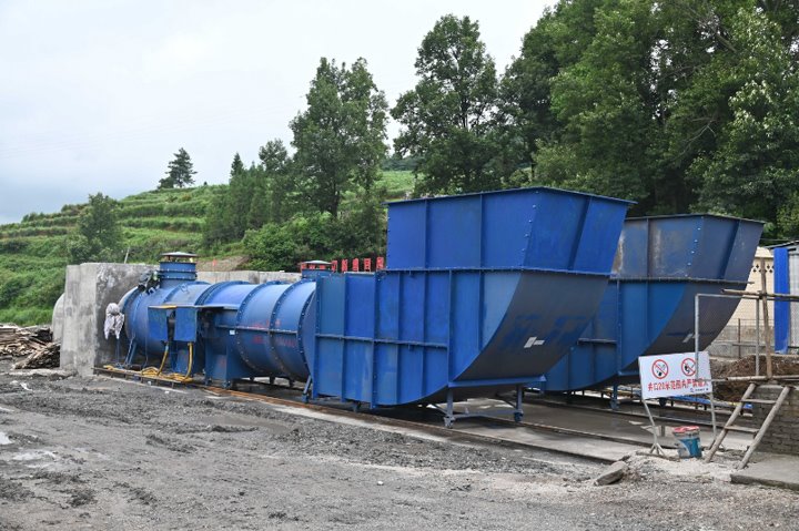 陆东煤矿新风井主通风机成功试运行